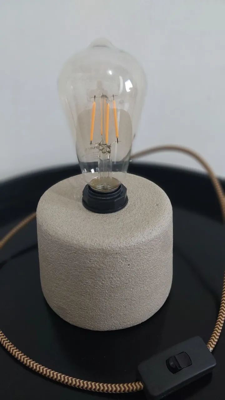 Luminária de Mesa - Concreto sem Lâmpada  - Foto 2