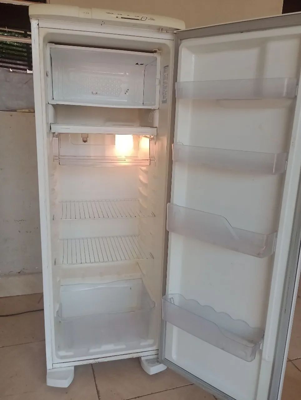 Geladeira funciona perfeitamente  - Foto 3
