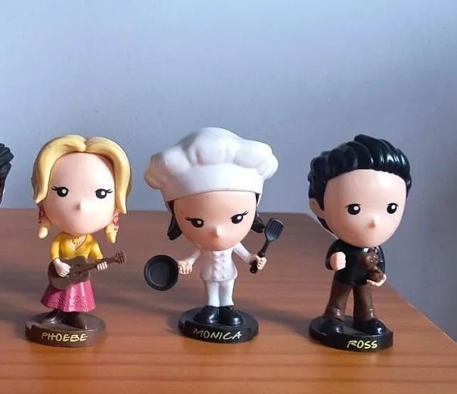 6 BONECOs FRIENDS COLEÇÃO BOB'S -  NÃO VENDO SEPARADO  - Foto 2
