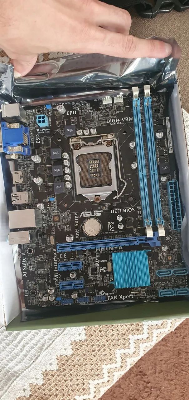 Placa-mãe ASUS lga 1155 