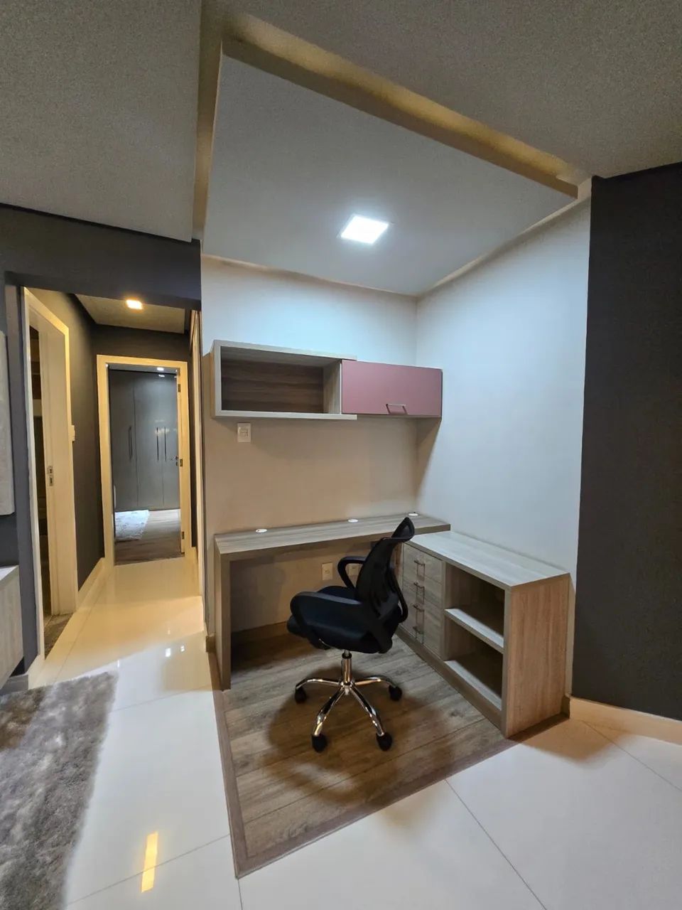 Alugo apartamento mobiliado com suite no centro da cidade  - Foto 4