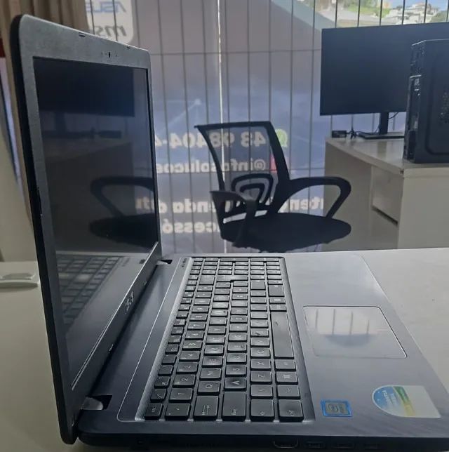 Notebook ASUS 15,6" i3, 8Gb, SSD 240GB - Foto 2