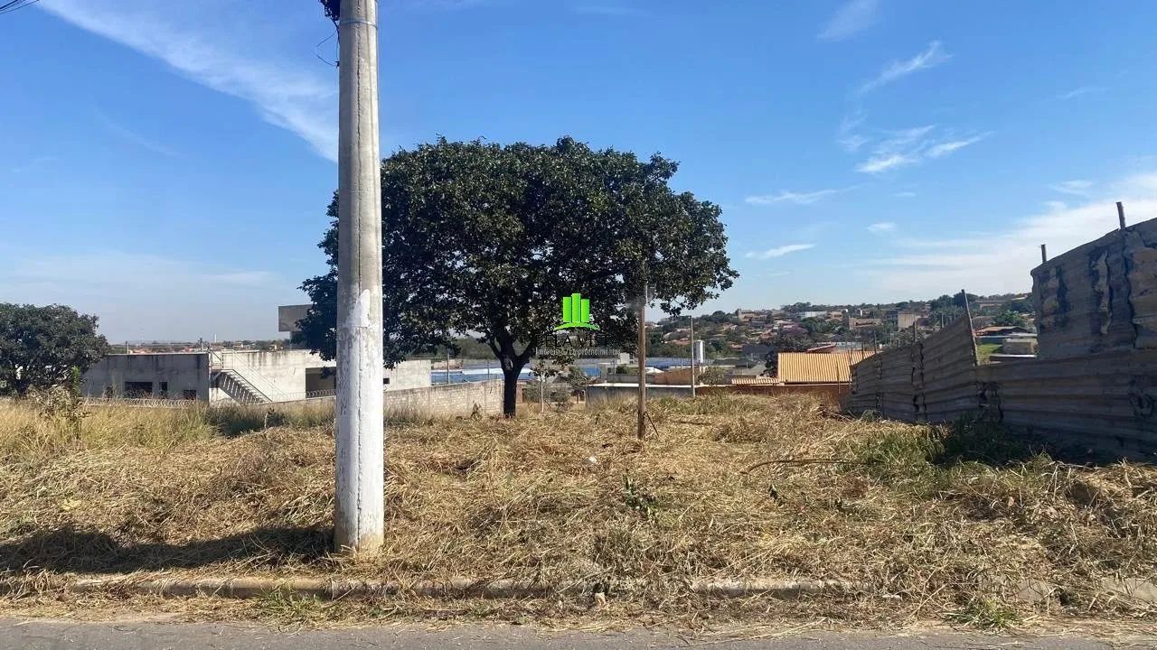 Lote com 370,34 m² Vila Dos Ipês - Foto 3
