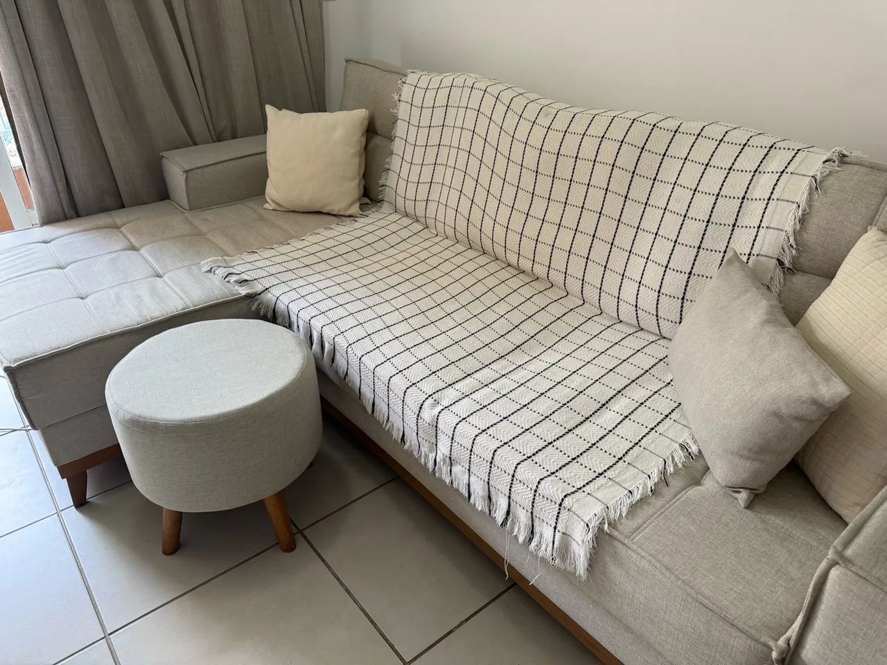 Sofá com chaise - Foto 3
