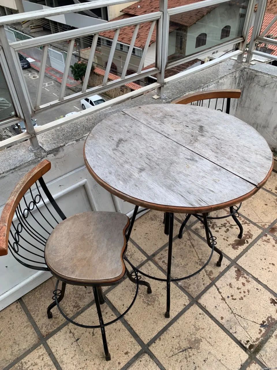 Mesa retrô com 2 bancos - Foto 2