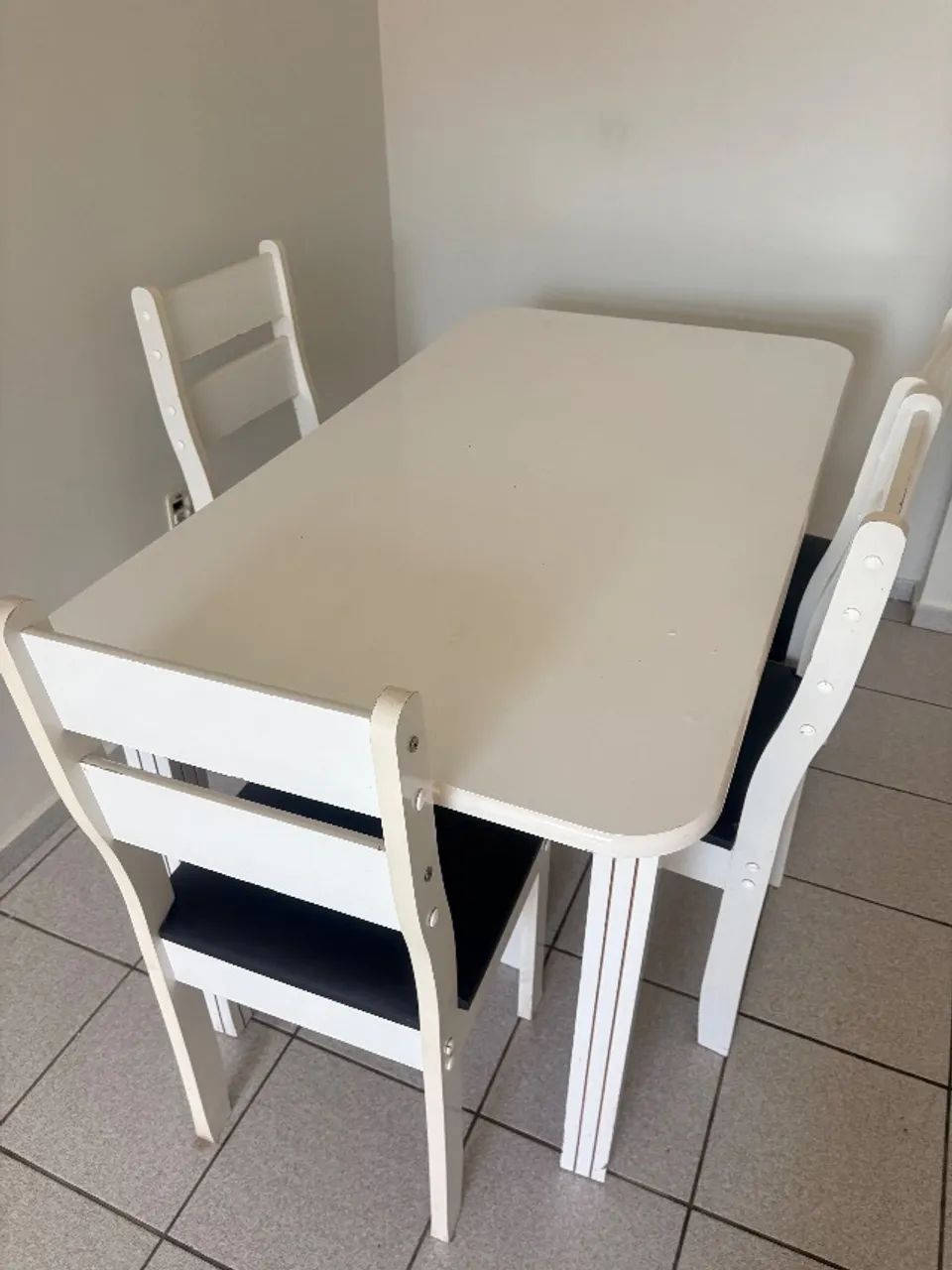 Mesa de jantar com 4 cadeiras  - Foto 2