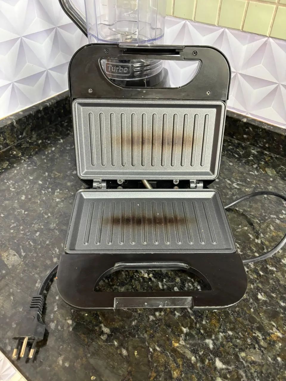 Sanduicheira e Grill BRITÂNIA - Foto 2