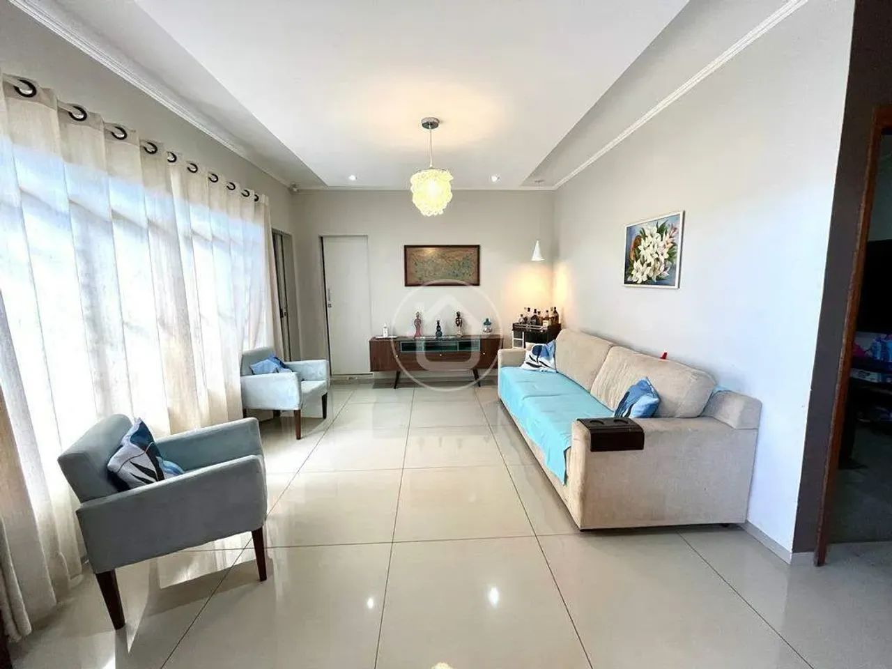 CASA COM 03 DORMITÓRIOS, PISCINA E GOURMET - Foto 4