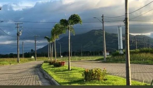 Lote no condomínio Reserva Ecopark 