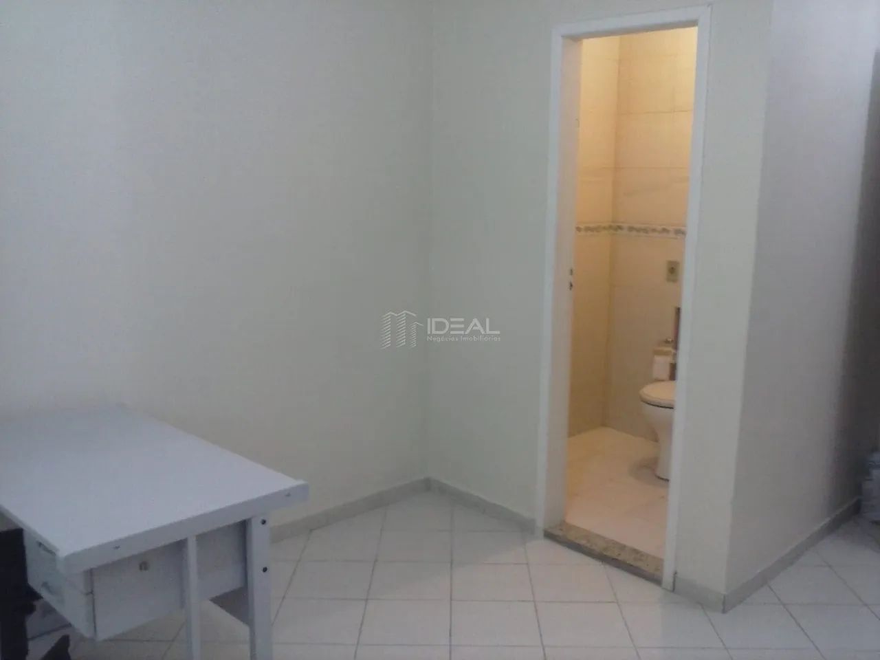 Vendo Sala Comercial no Centro - Campos dos Goytacazes - Foto 4