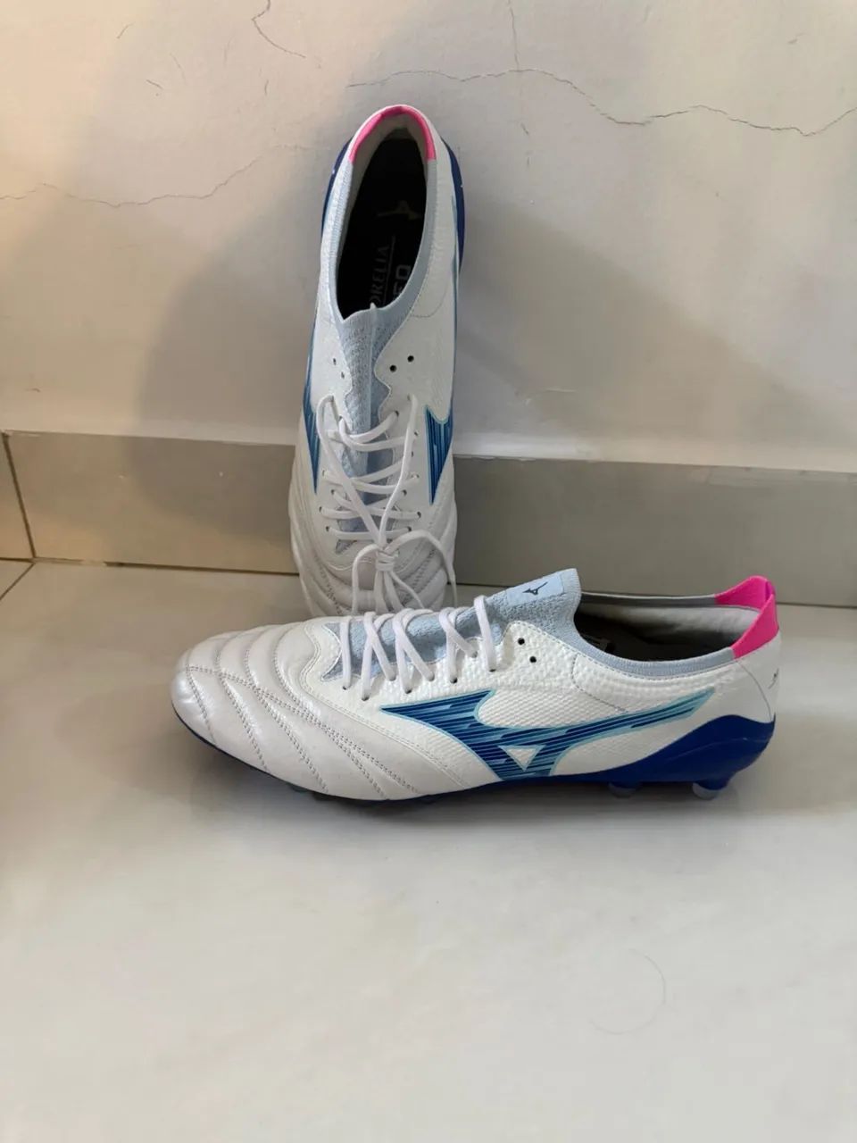 Chuteira de Campo Mizuno Morelia Neo IV Beta Japan - Calçados