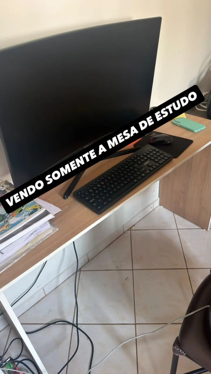Vendo mesa de estudos 