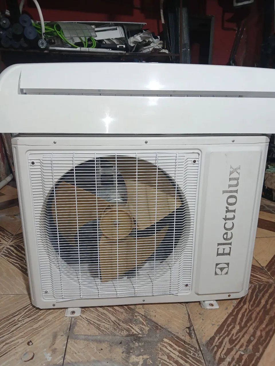 Split de 24mil btus Electrolux convencional 