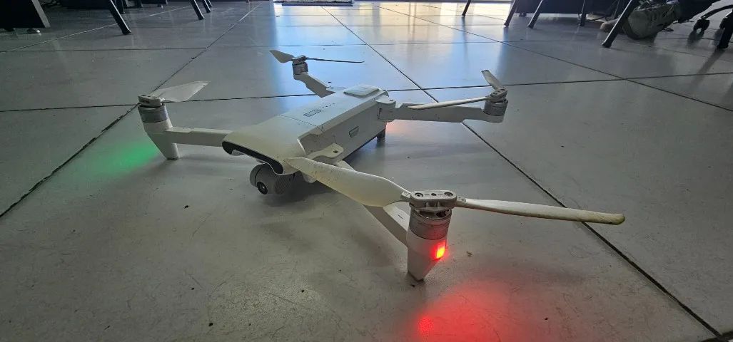 Drone FIMI X8 SE 2022 - Usado - Foto 5