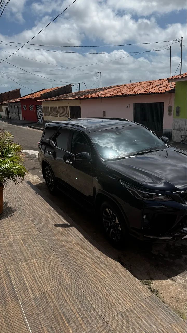 Toyota Hilux SRX 4X4 AT 2.8 TB 2026