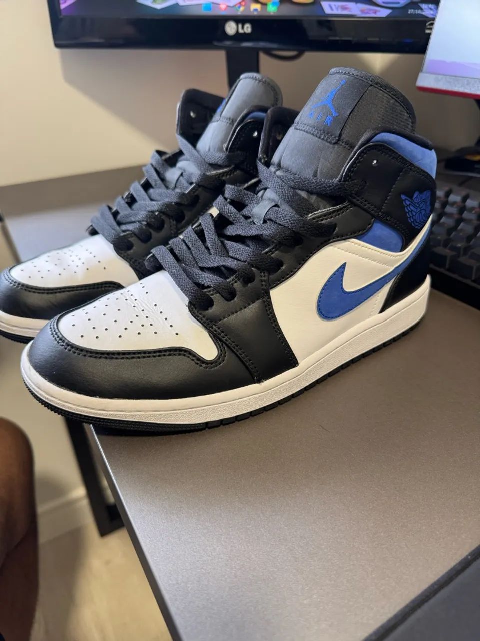 Air Jordan 1 Mid
