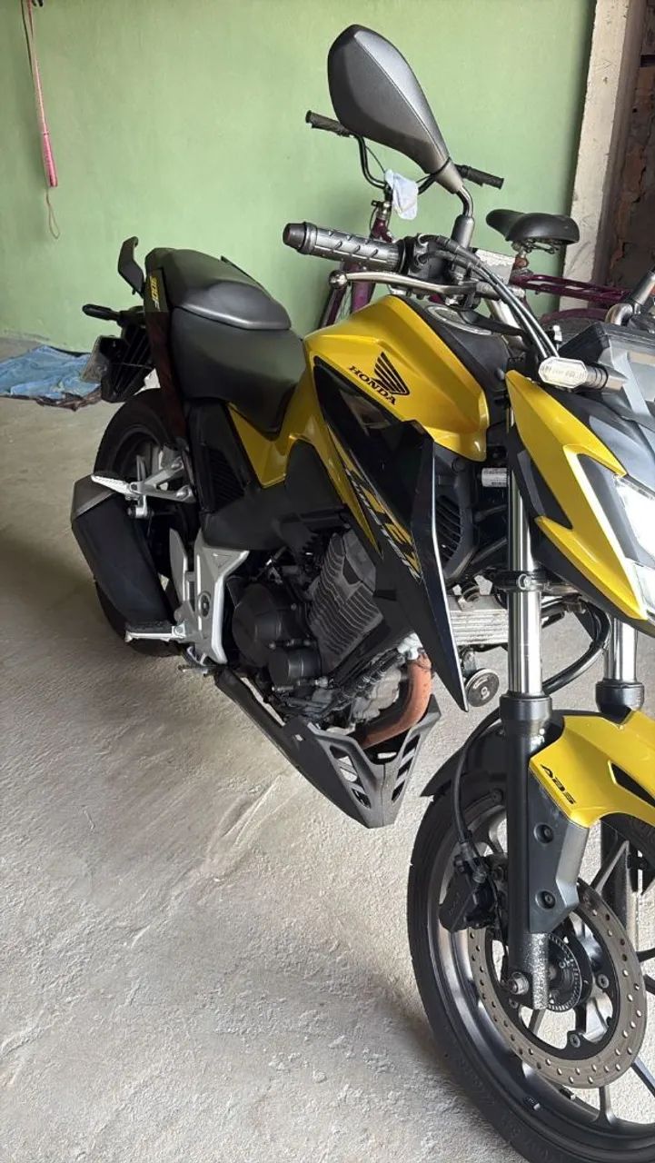 CB TWISTER 300f - Foto 2