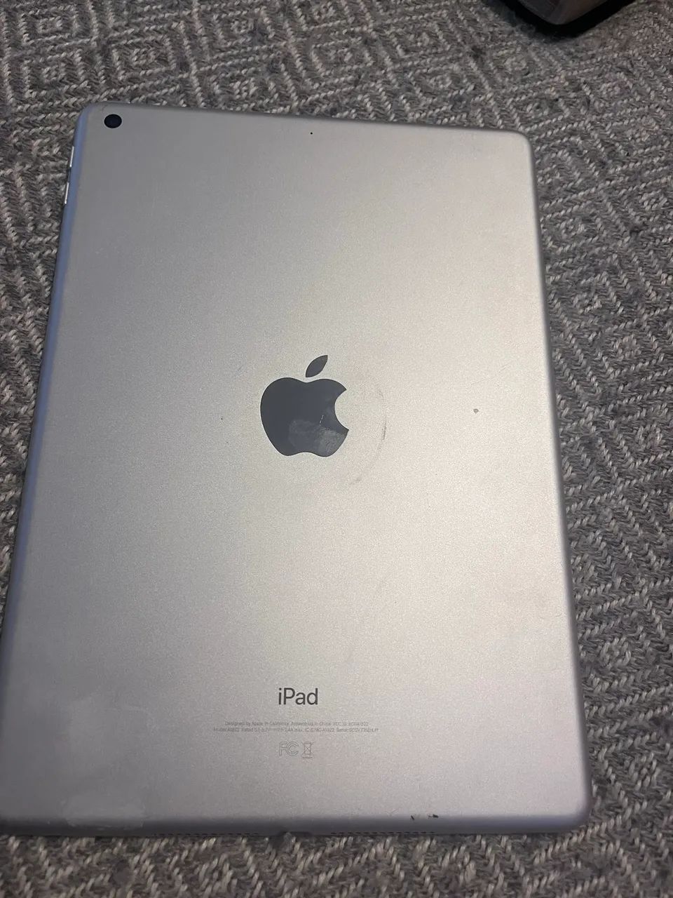 IPAD 5 geração, tela 9,7 polegadas, modelo A1822, tela quebrada  - Foto 4