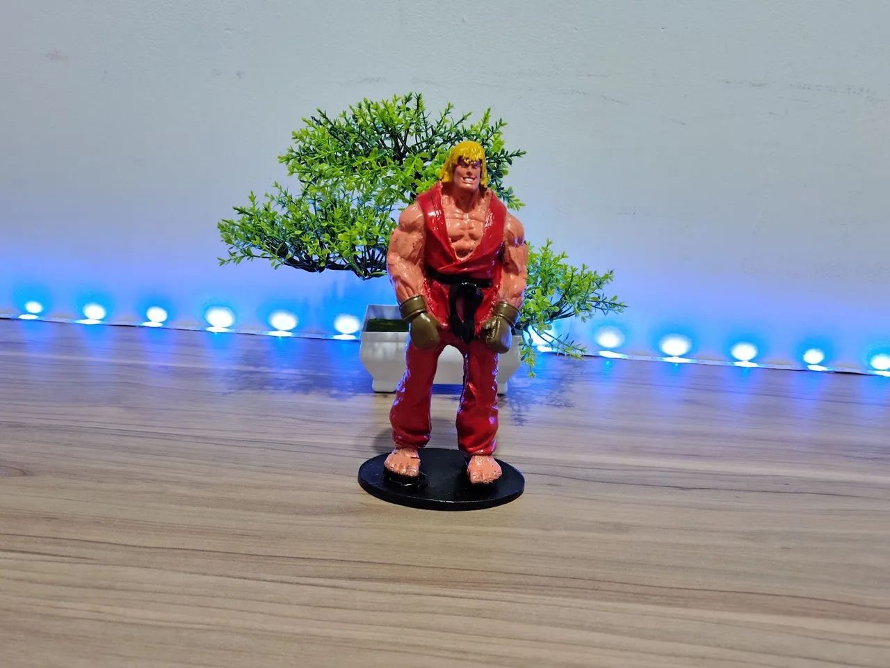 BONECO KEN STREET FIGHTER COLECIONAVEL EM RESINA 