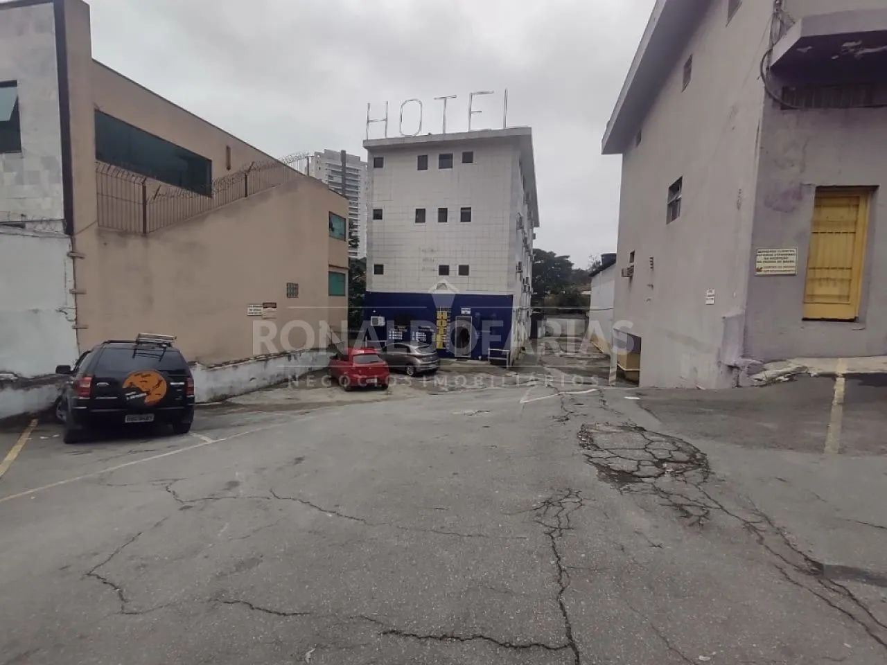 Prédio Comercial com 40 Dormitórios (Hotel) à Venda em Avenida Interlagos. - Foto 4