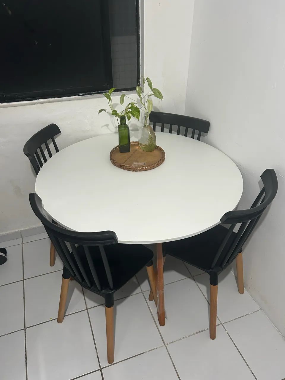 Mesa de jantar com cadeiras - Foto 3