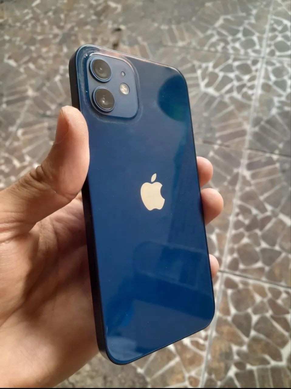 iPhone 12 