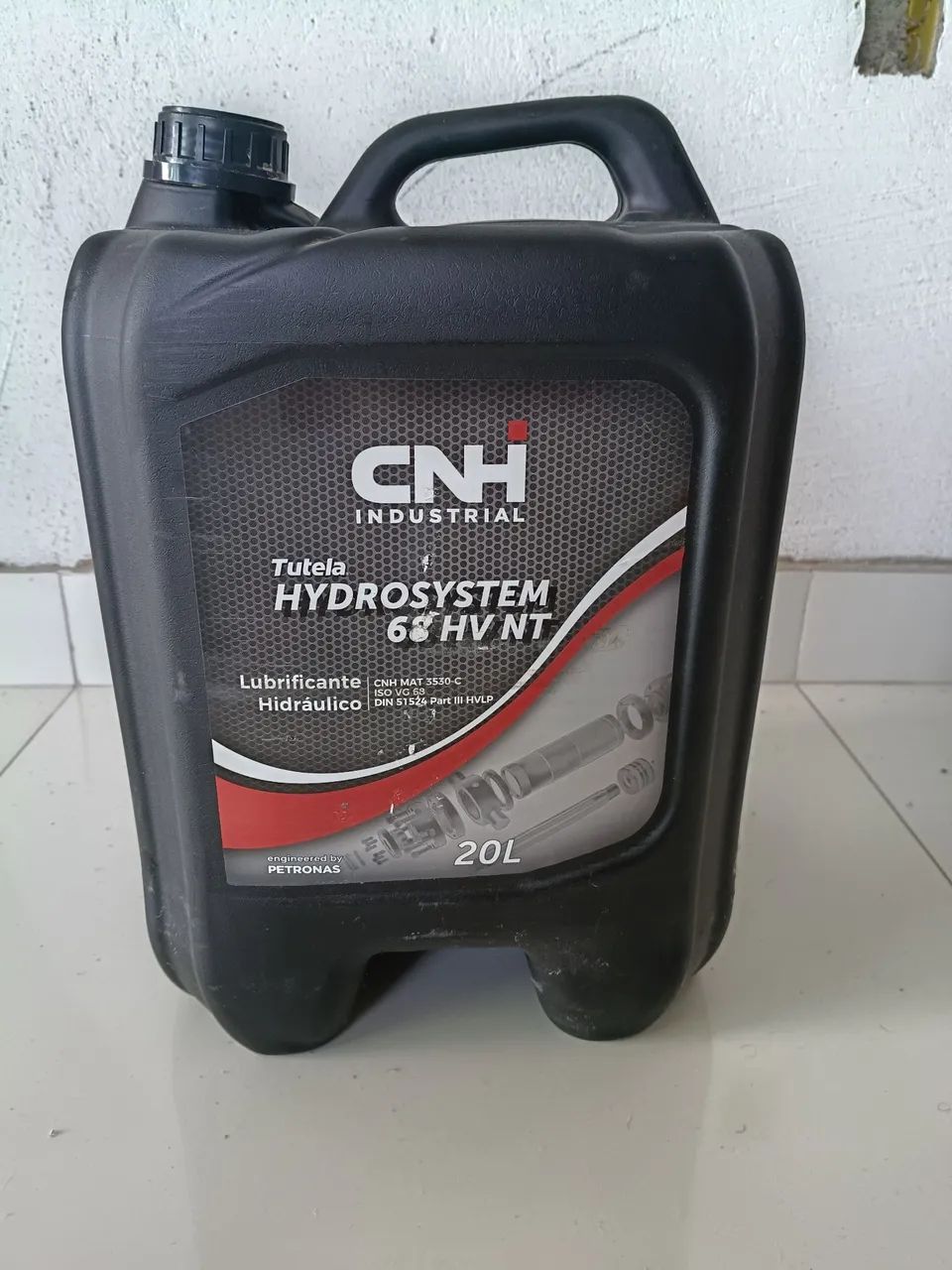 Lubrificante Hidráulico 68 CNH industrial  - Foto 2