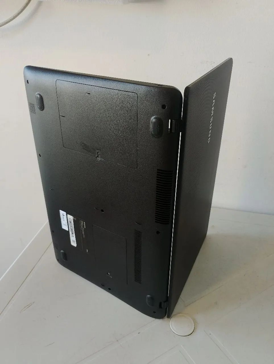 Notebook Samsung - Processador Intel Core i5-7200 - SSD 480Gb - 8Gb RAM - Bateria boa! - Foto 4