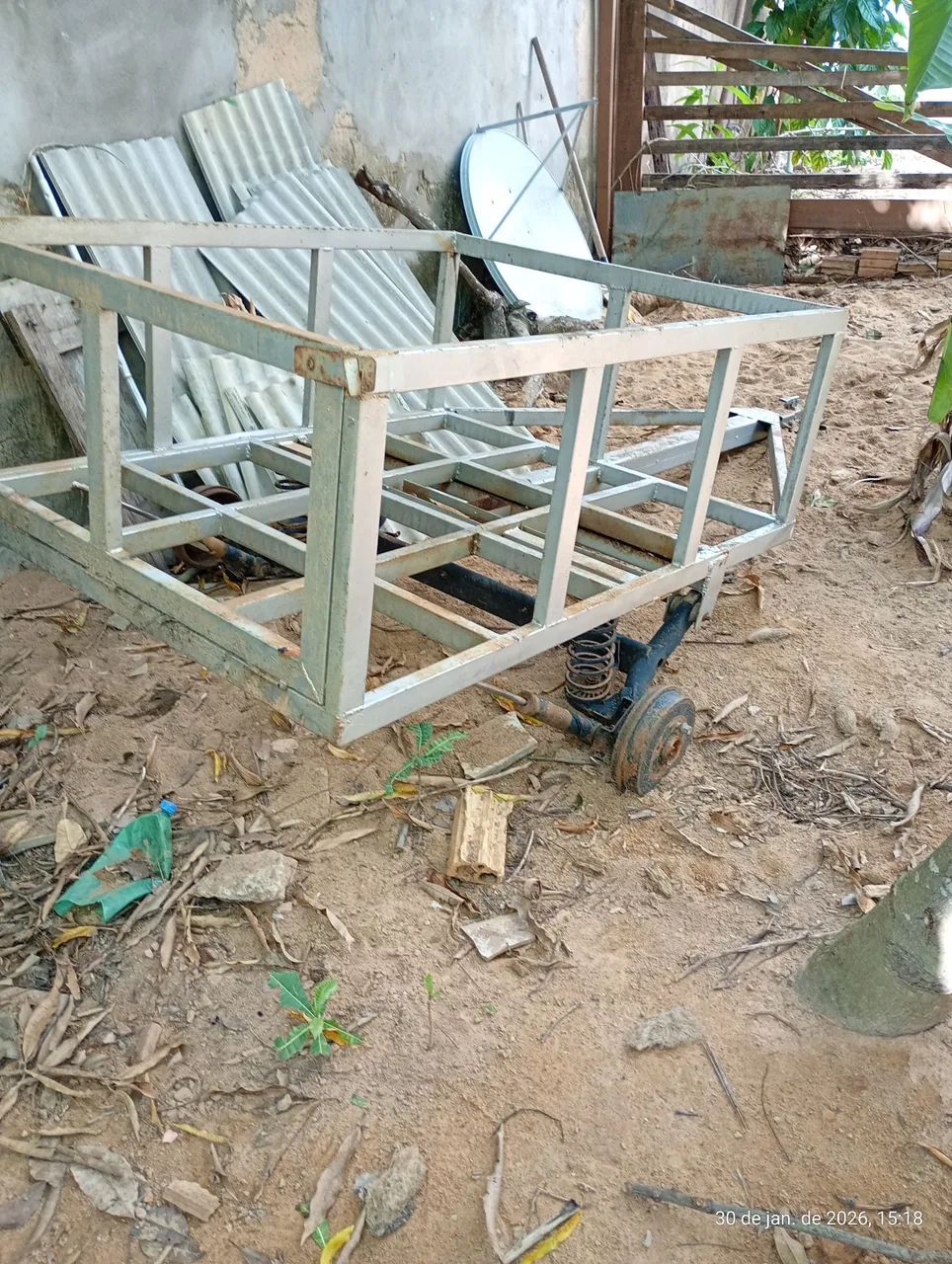 Vendo carreta para cargas 400kg - Foto 2