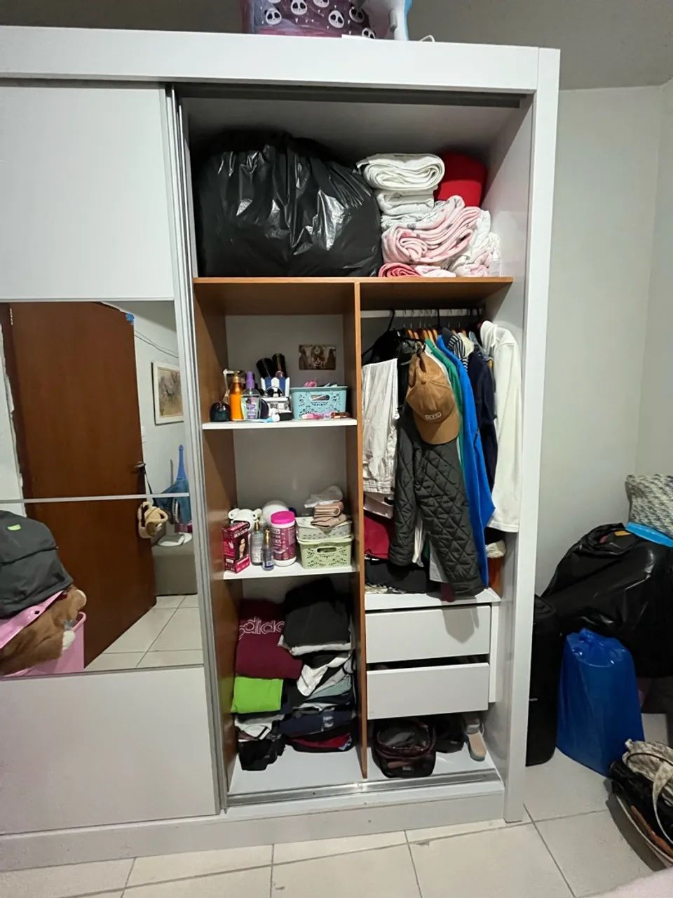 Roupeiro casal 