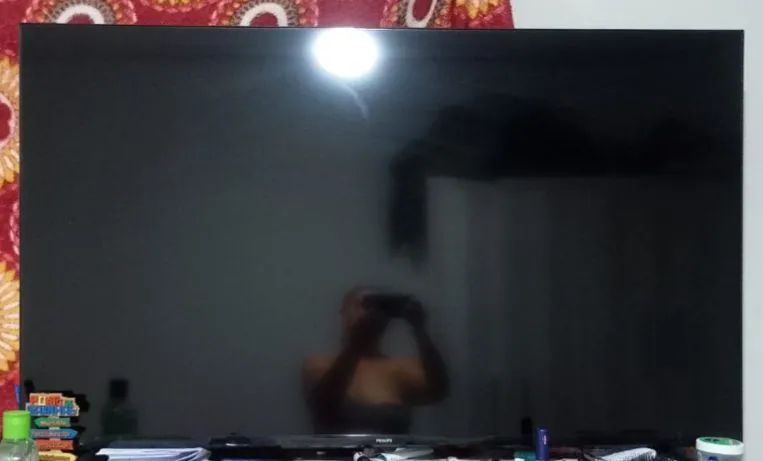 Smart TV [55] Polegadas 4K Android TV - Wi-Fi, Netflix, Prime, YouTube (Semi Nova) - Foto 2