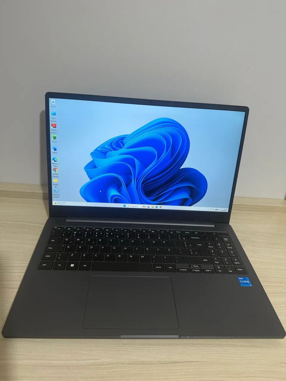 Vendo notebook Samsung Book2 Core i5 12a geração  - Foto 2