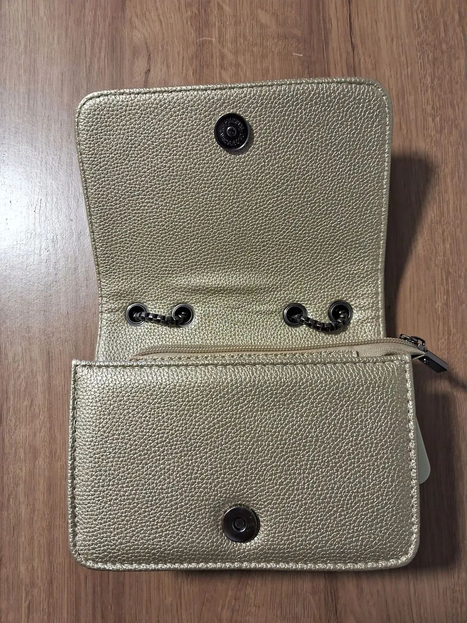 Bolsa transversal dourada  - Foto 5