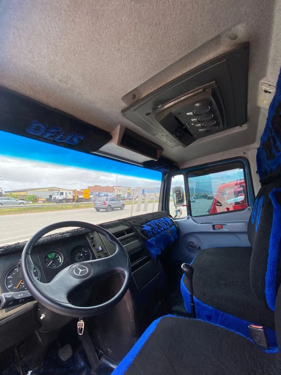 M/ Benz 710 Ano 2011 - Foto 4
