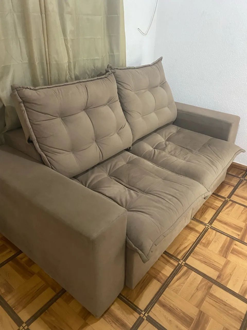 Sofá retrátil 