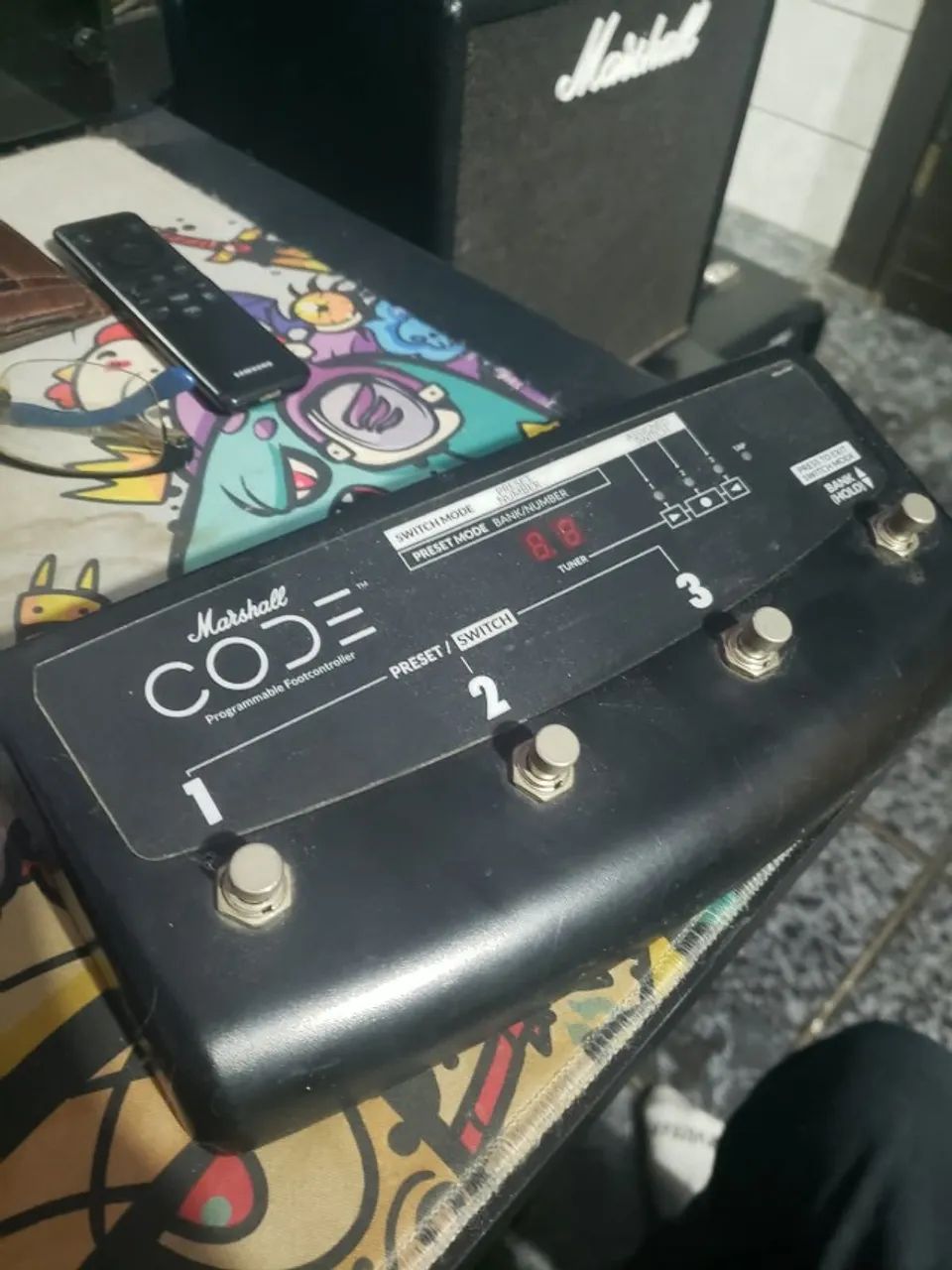 Amplificador Marshall code 25 + Footswitch - Foto 4