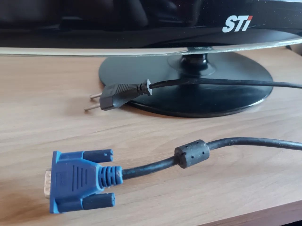 Monitor STI em perfeito estado - Foto 4