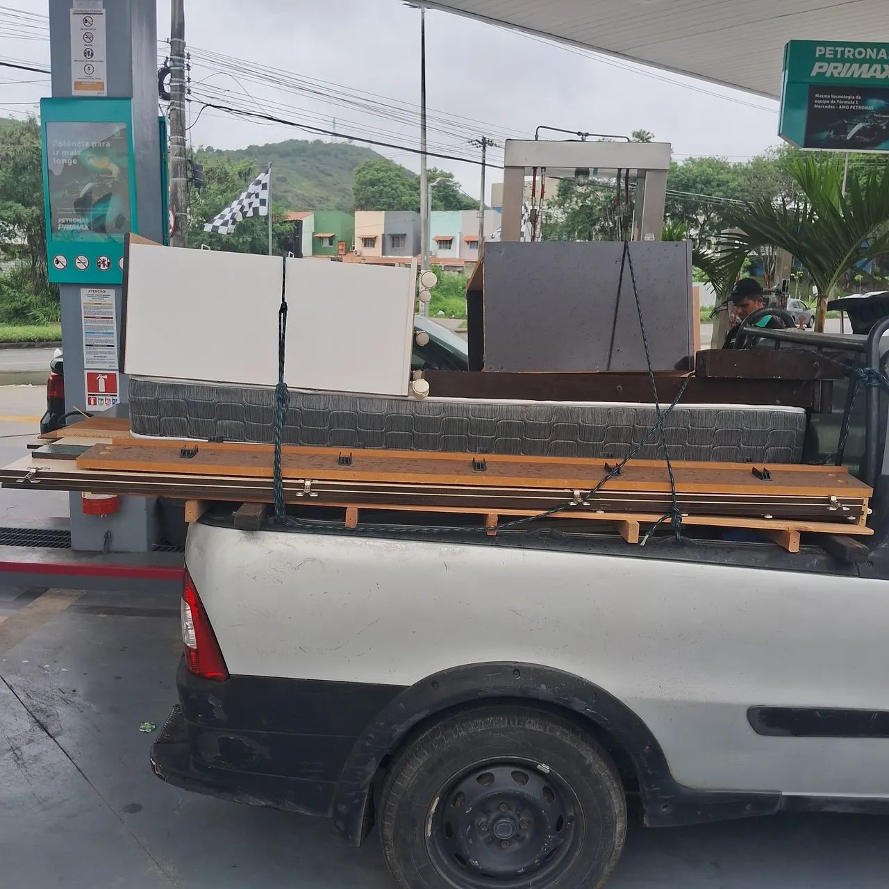 Frete todo Rj zap *  - Foto 2