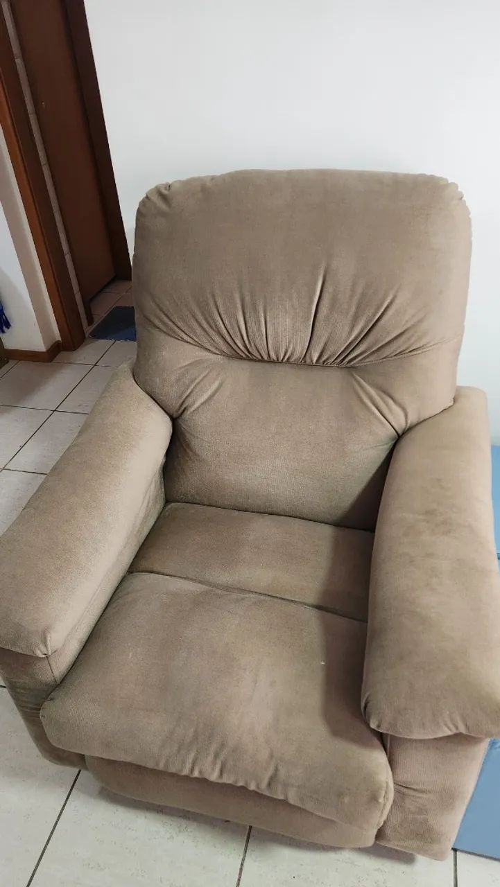 Poltrona Reclinável