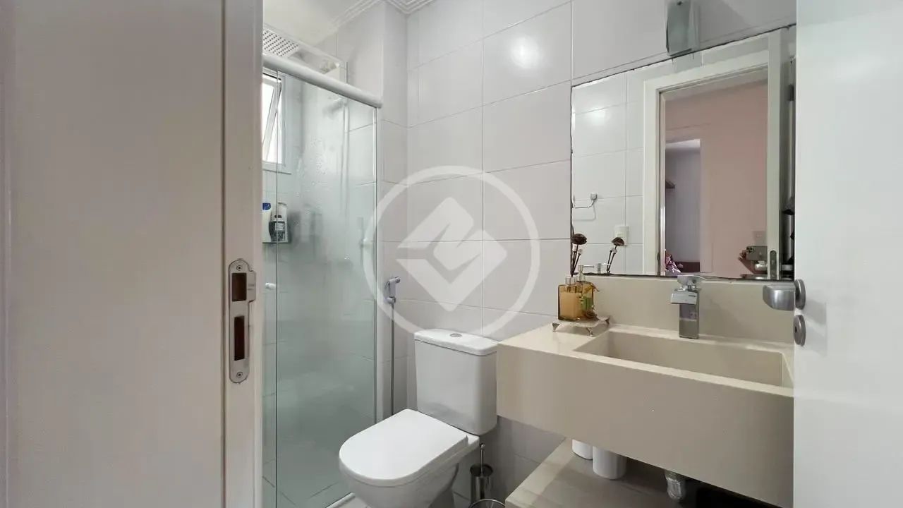 Apartamento com Vista Mar em Coqueiros  2 Quartos, Mobiliado e Pronto para Morar! codigo:  - Foto 5
