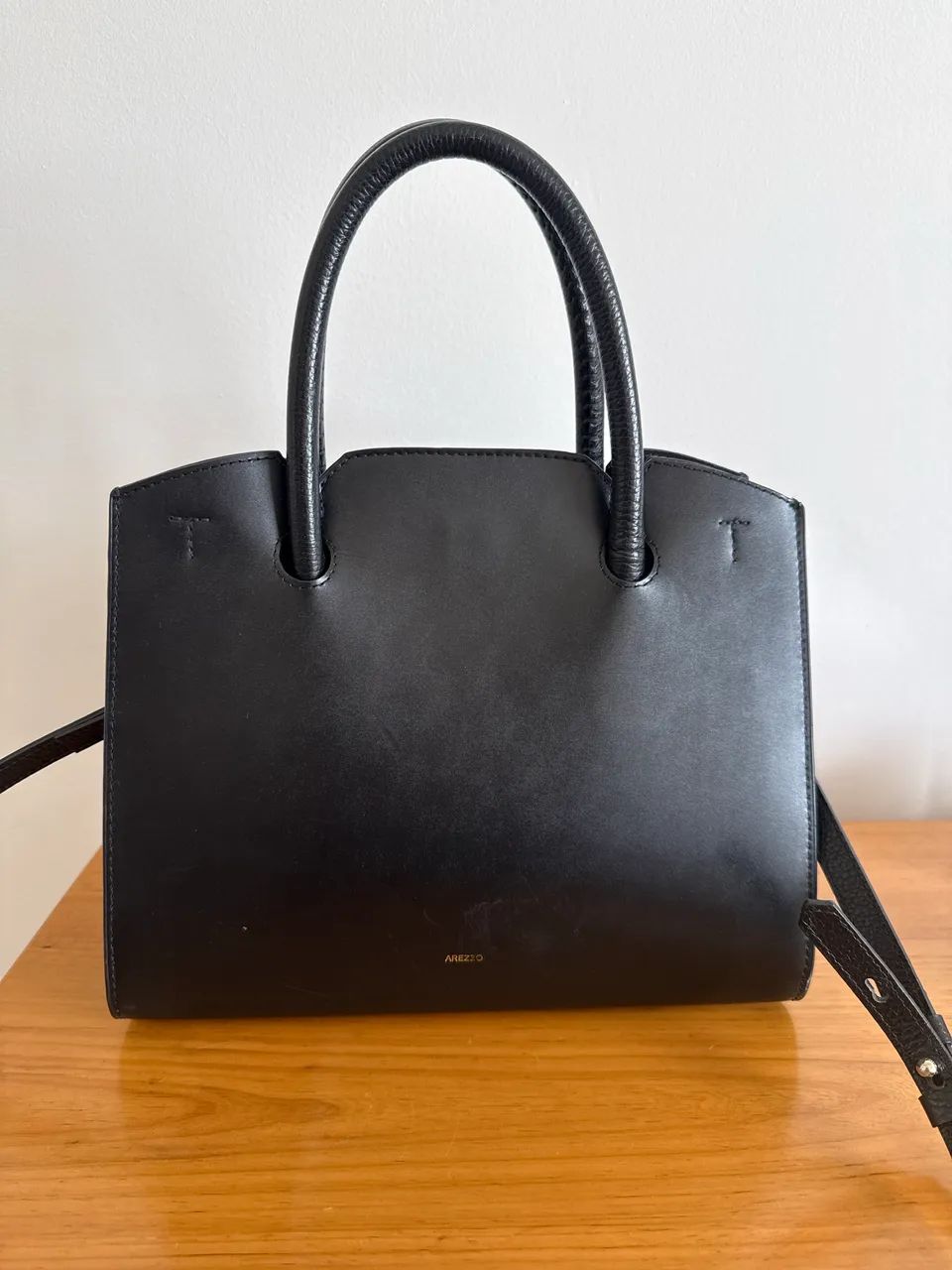 Bolsa Arezzo Preta Estruturada com Alça Transversal - Foto 3