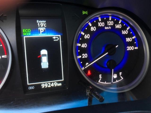 Toyota Hilux SRX 4P - Foto 10
