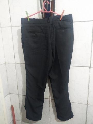 Calça risco de giz cinza n48 100% poliéster nunca usada - Foto 3