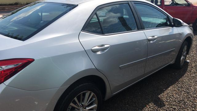 Corolla 14/15 XEI prata - Foto 3