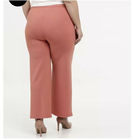 Calça Plus size botões dourados - Foto 2