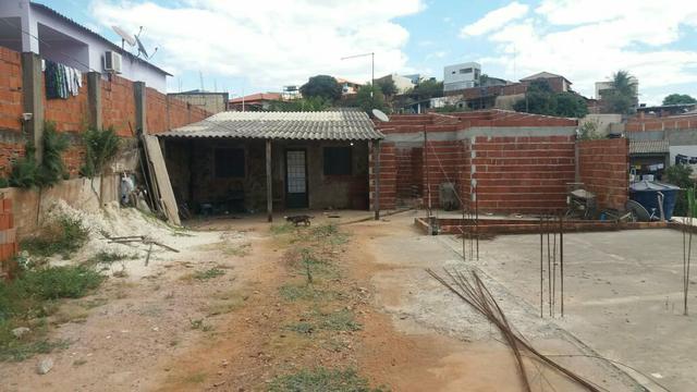 Vendo 1 lote com 2 casas na Arniqueiras - Foto 3
