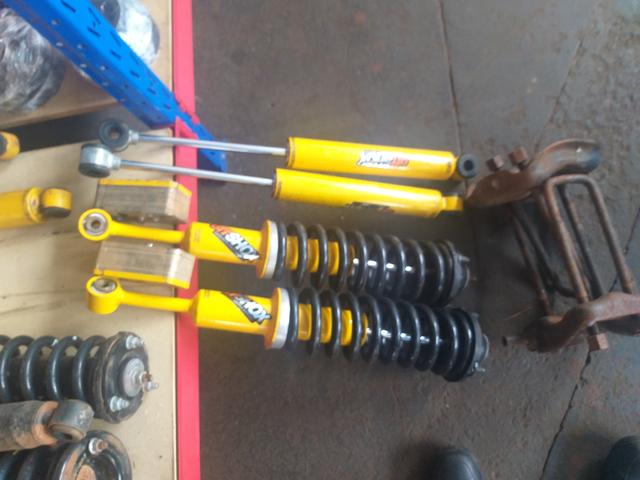 Kit lift Off Shox pra levantar Toyota Hilux - Foto 4