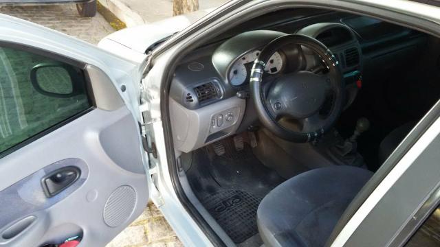 Clio - Foto 6