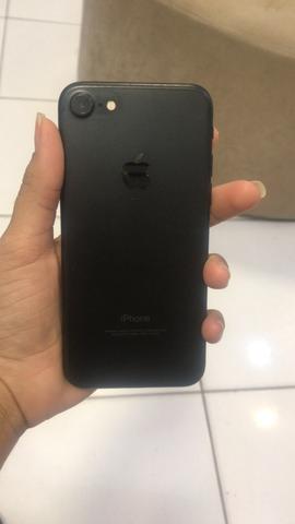 IPhone 7 32 G preto