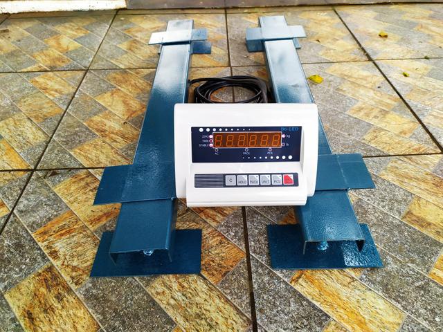 Balança de gado Barra de pesagem 3000 kg Bateria/Led vermelho Brete / Gaiola/ Tronco - Foto 5